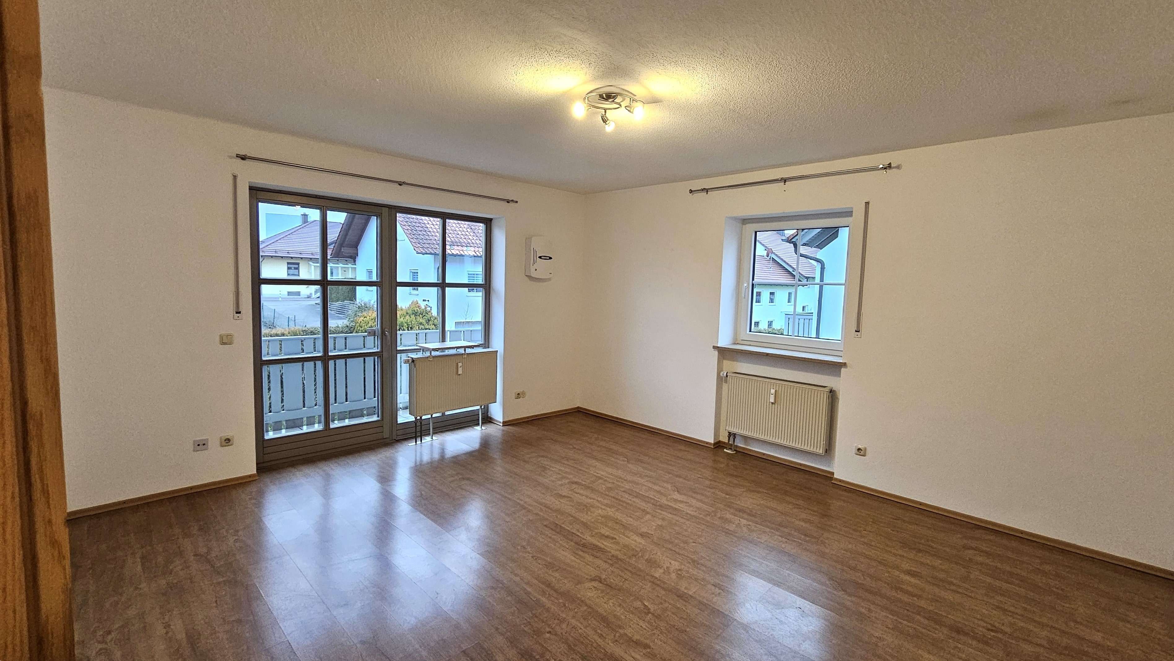 Thumbnail-Wohnung zum Mieten in Neufahrn 780,00 € 78 m²