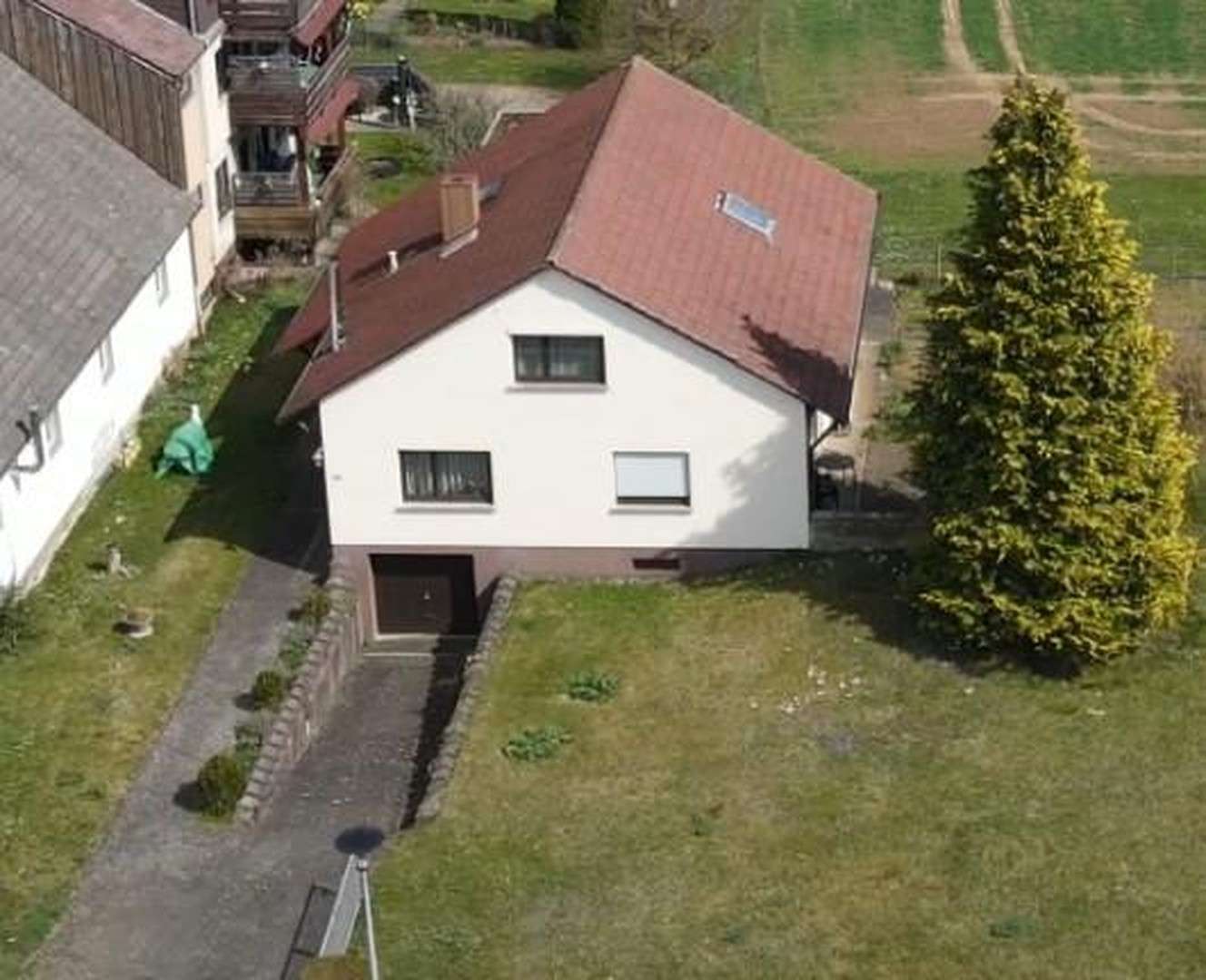 Thumbnail-Haus zum Kaufen in Bernstadt 495.000,00 € 185 m²