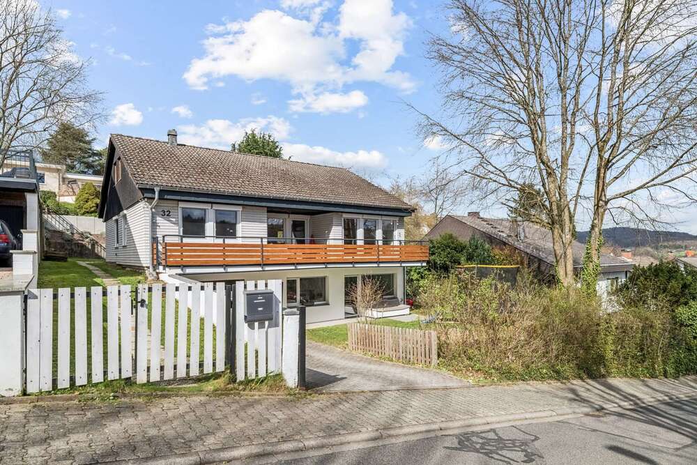 Thumbnail-Haus zum Kaufen in Eppstein 655.000,00 € 250 m²