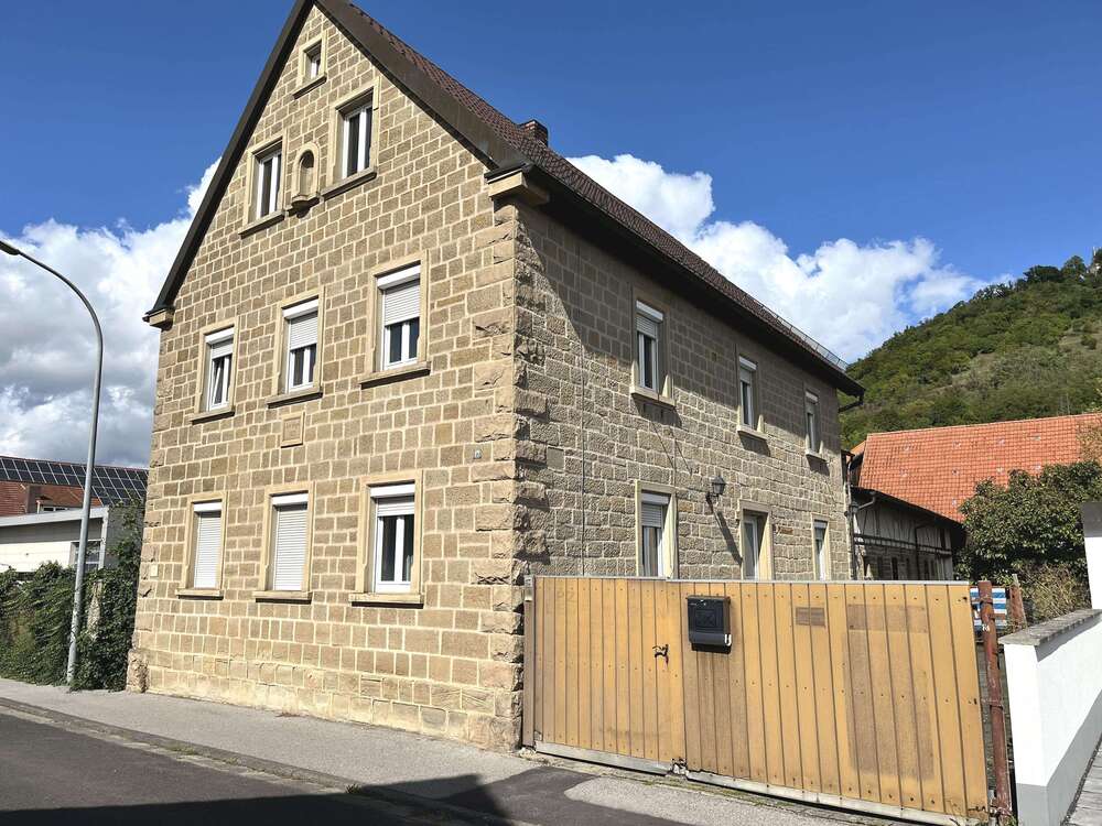 Thumbnail-Haus zum Kaufen in Zeil 335.000,00 € 200 m²