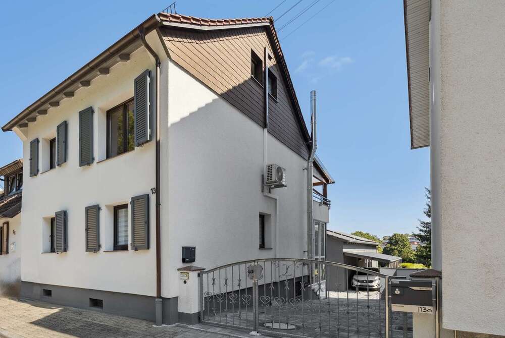 Thumbnail-Haus zum Mieten in Karlsruhe 1.900,00 € 129.63 m²