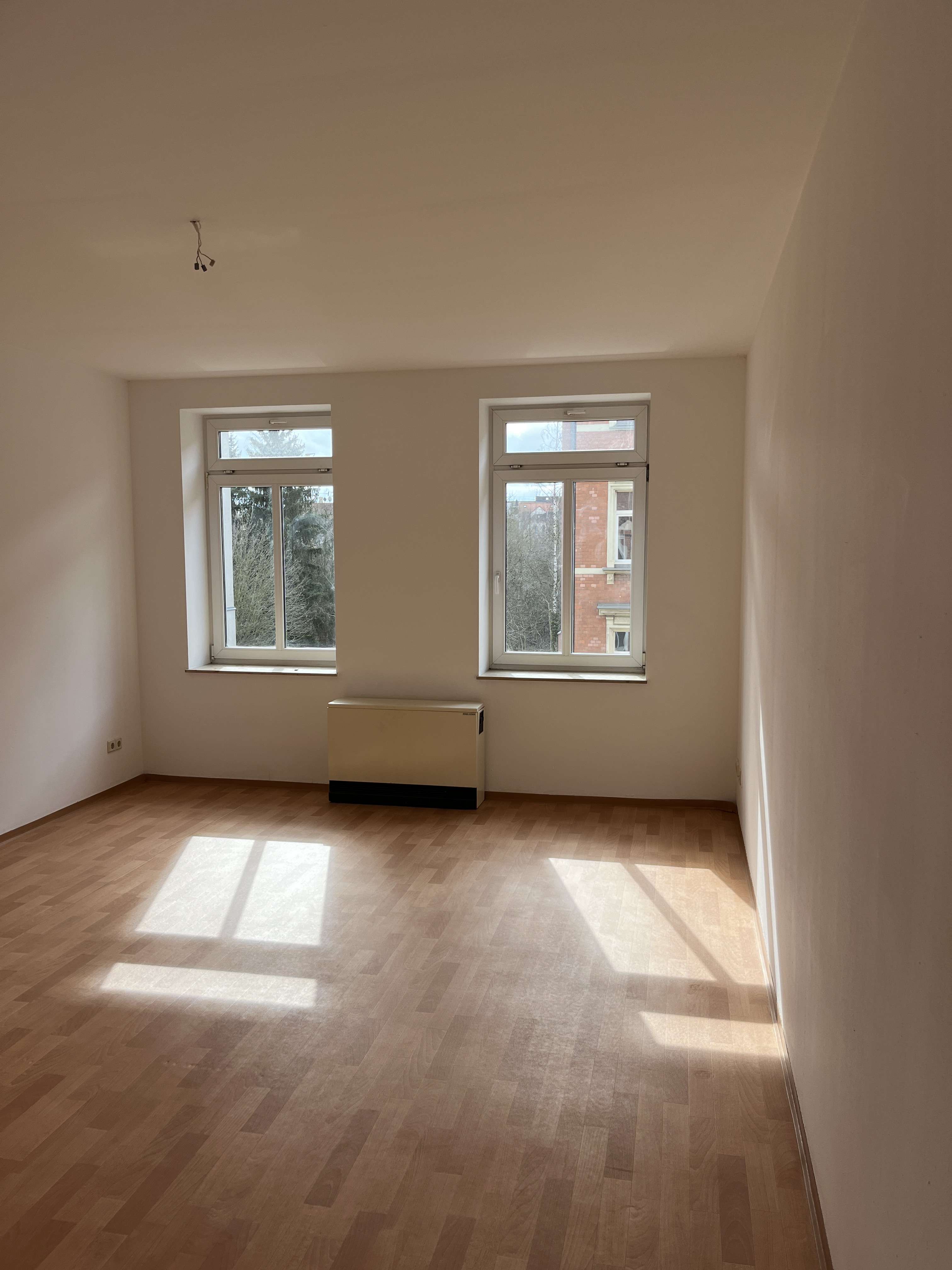 Thumbnail-Wohnung zum Mieten in Zwickau 318,00 € 60 m²