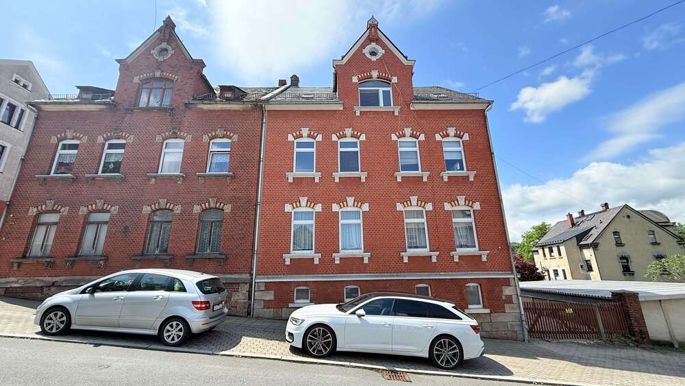 Thumbnail-Haus zum Kaufen in Lengenfeld 79.500,00 € 215 m²