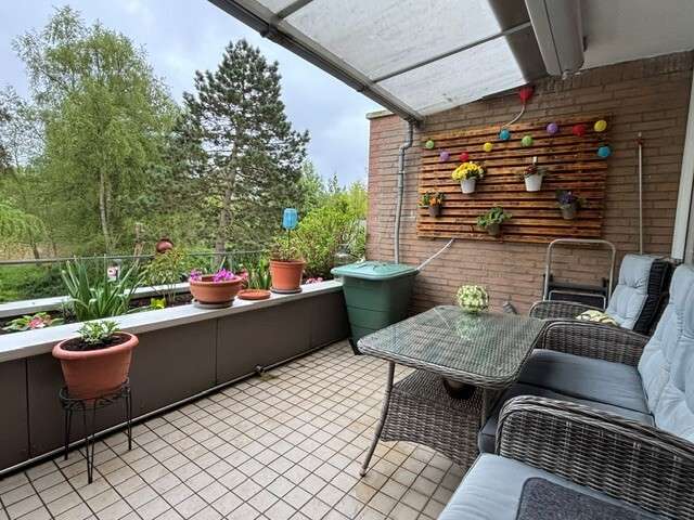 Thumbnail-Wohnung zum Kaufen in Bad Schwartau 135.000,00 € 52.42 m²