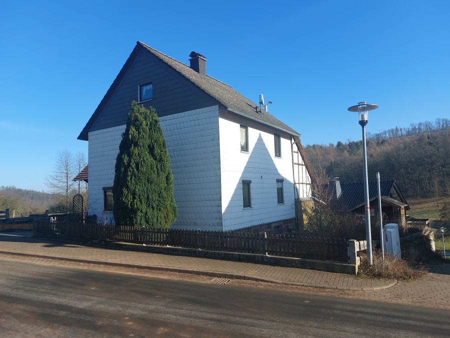 Thumbnail-Haus zum Kaufen in Bad Sooden-Allendorf 85.000,00 € 150 m²