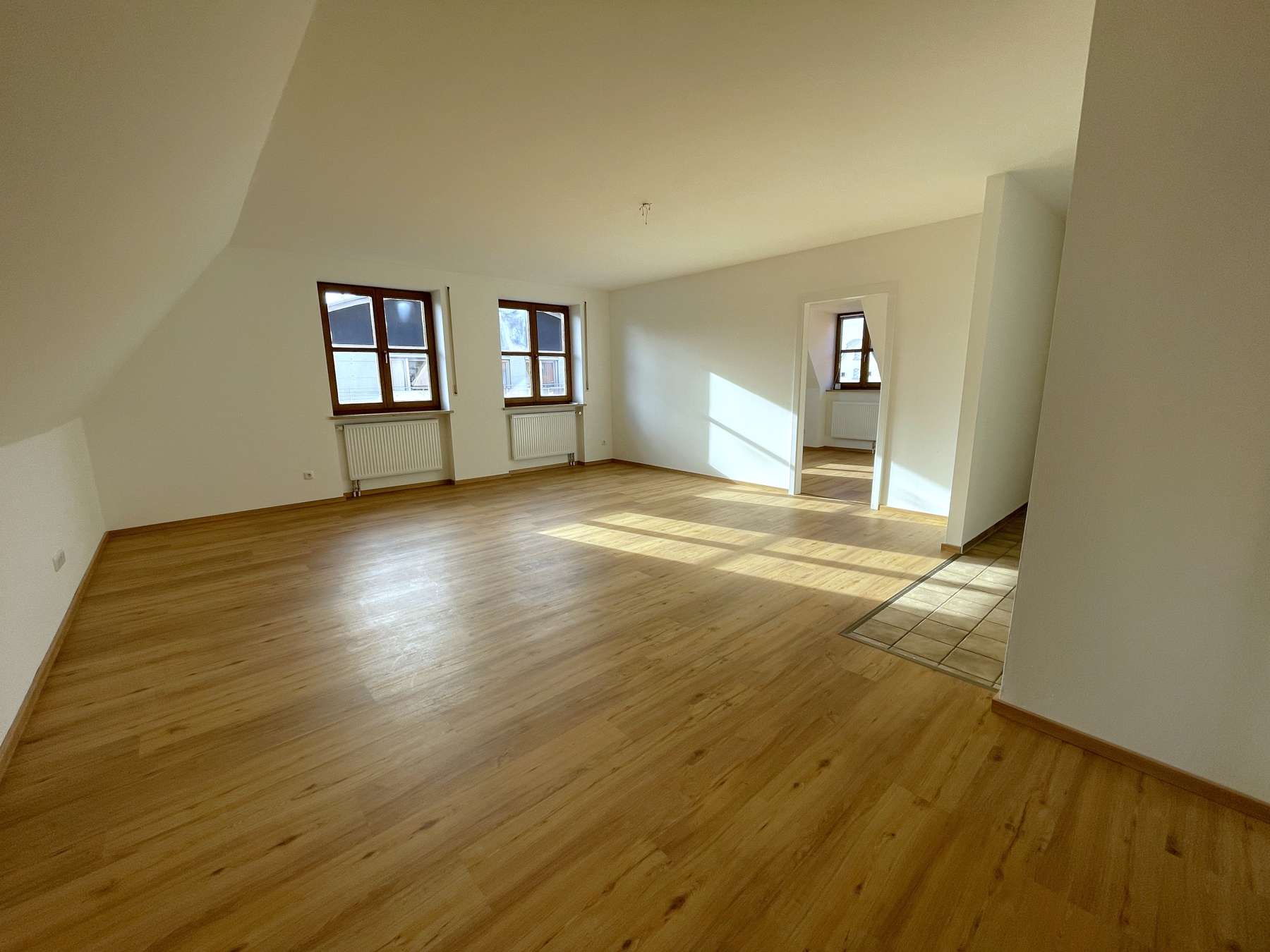 Thumbnail-Wohnung zum Mieten in Aichach 1.188,00 € 108.61 m²