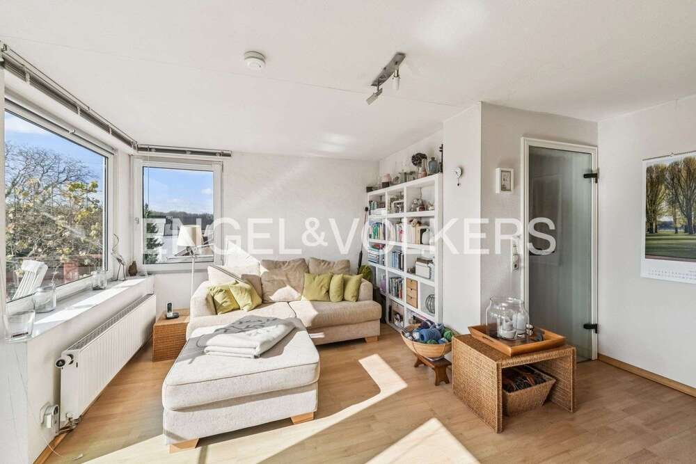 Thumbnail-Wohnung zum Kaufen in Köln 220.000,00 € 63 m²