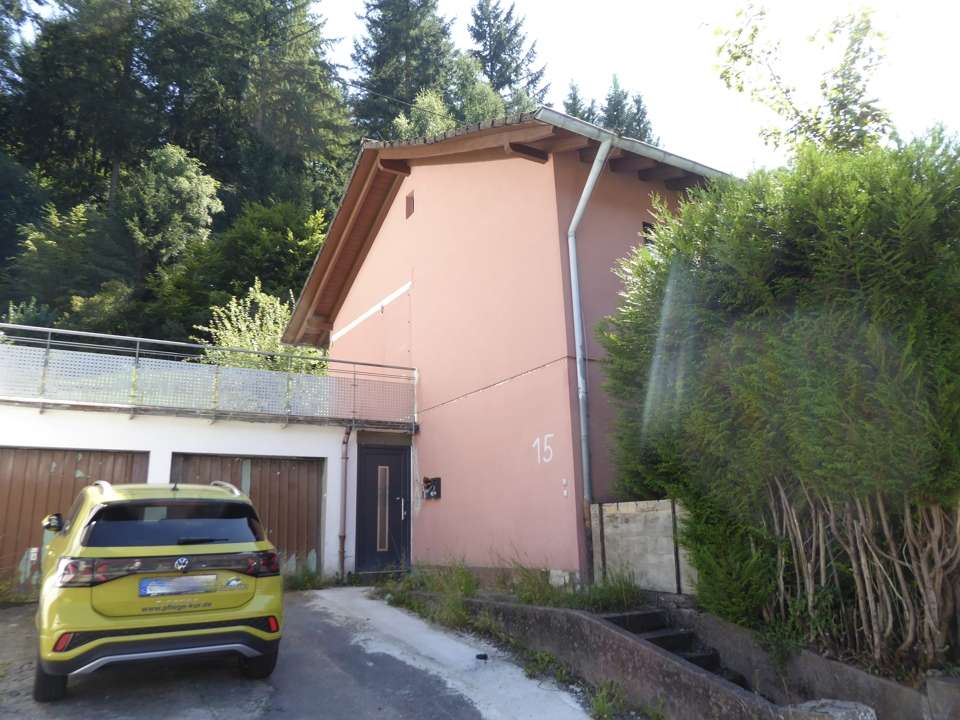 Thumbnail-Haus zum Kaufen in Heiligkreuzsteinach 250.000,00 € 210 m²