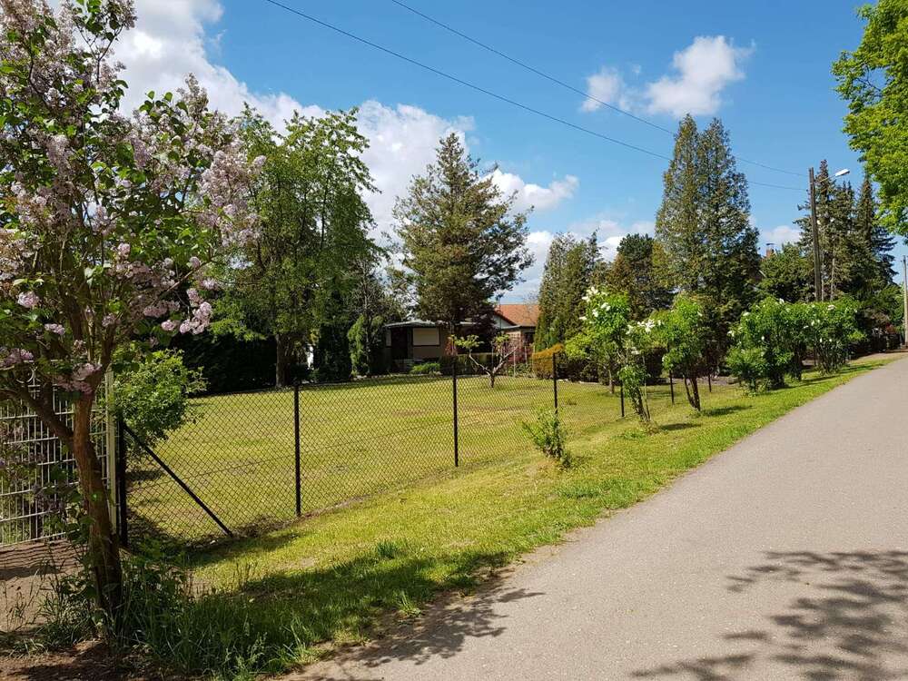 Thumbnail-Grundstück zu verkaufen in Salzatal OT Lieskau 410.000,00 € 1618 m²