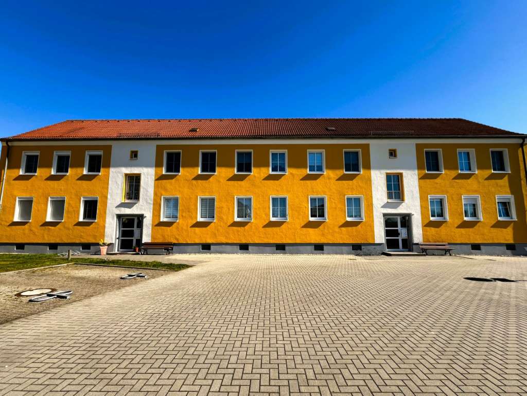 Thumbnail-Wohnung zum Mieten in Braunsbedra 404,00 € 57.6 m²