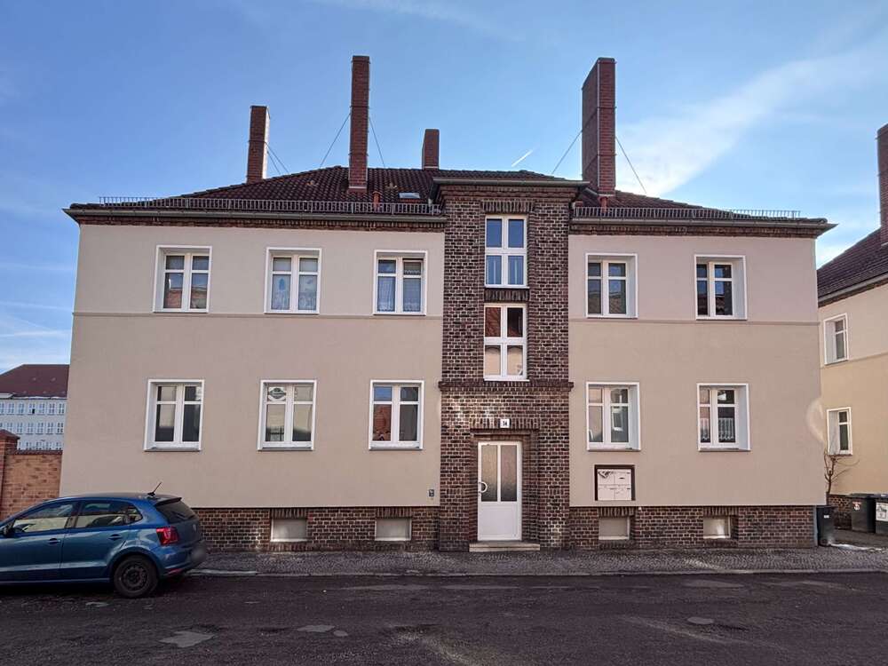 Thumbnail-Haus zum Kaufen in Halle (Saale) 380.000,00 € 269 m²