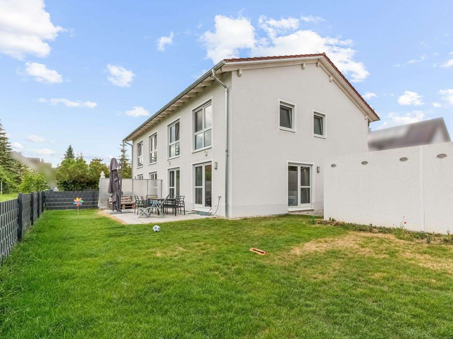 Thumbnail-Haus zum Kaufen in Tegernheim 745.000,00 € 152.57 m²