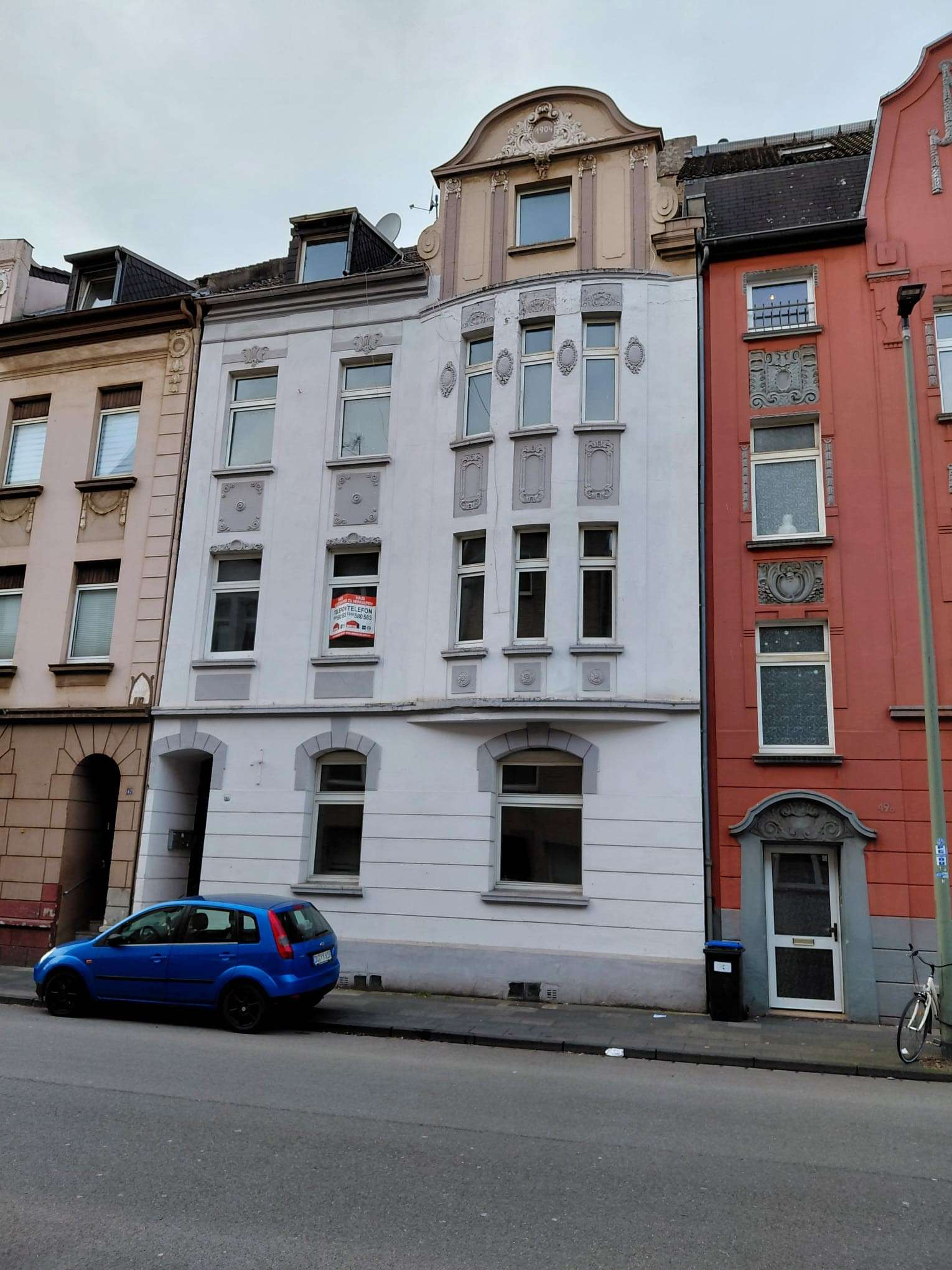 Thumbnail-Haus zum Kaufen in Duisburg 222.000,00 € 300 m²
