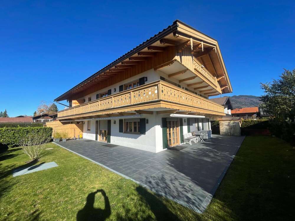 Thumbnail-Wohnung zum Kaufen in Weißach 1.350.000,00 € 120 m²