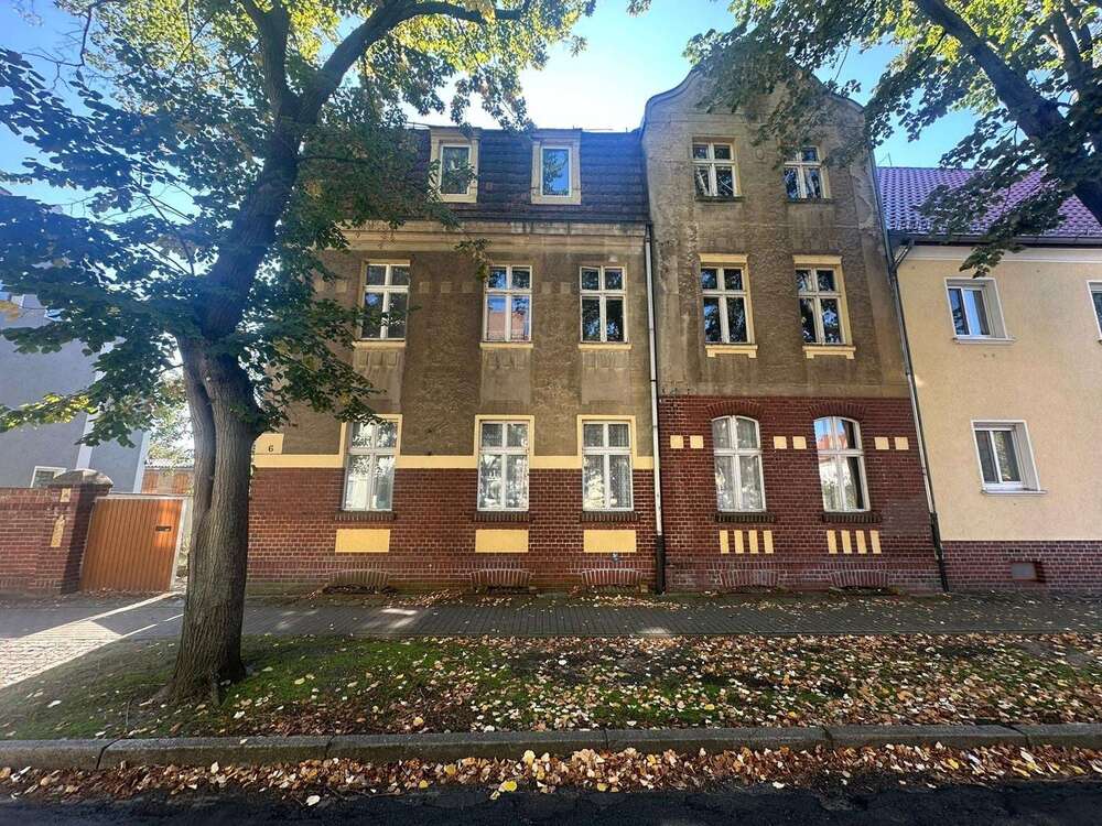 Thumbnail-Haus zum Kaufen in Finsterwalde 99.000,00 € 244.3 m²