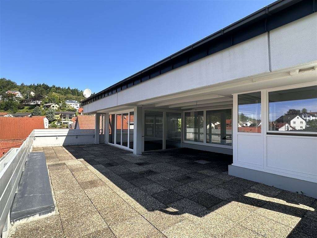 Thumbnail-Wohnung zum Mieten in Schriesheim-Altenbach 1.620,00 € 204 m²
