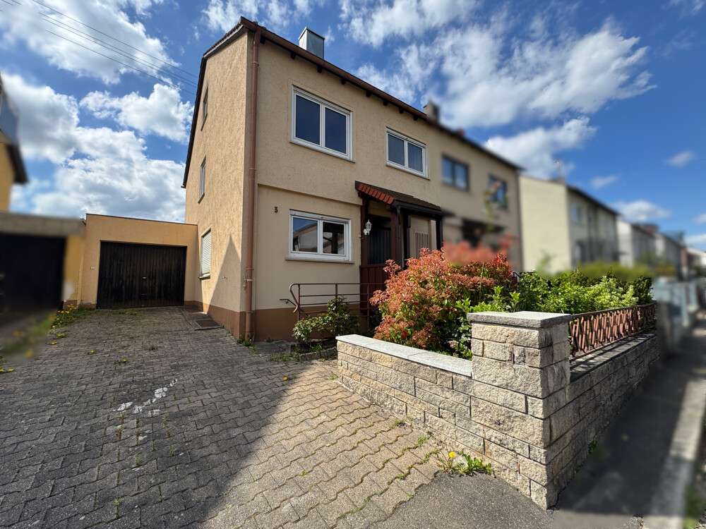 Thumbnail-Haus zum Kaufen in Neuhausen auf den Fildern 429.000,00 € 119 m²