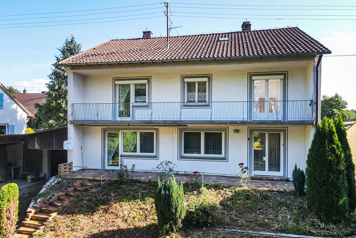 Thumbnail-Haus zum Kaufen in Riedlingen 355.000,00 € 191.44 m²
