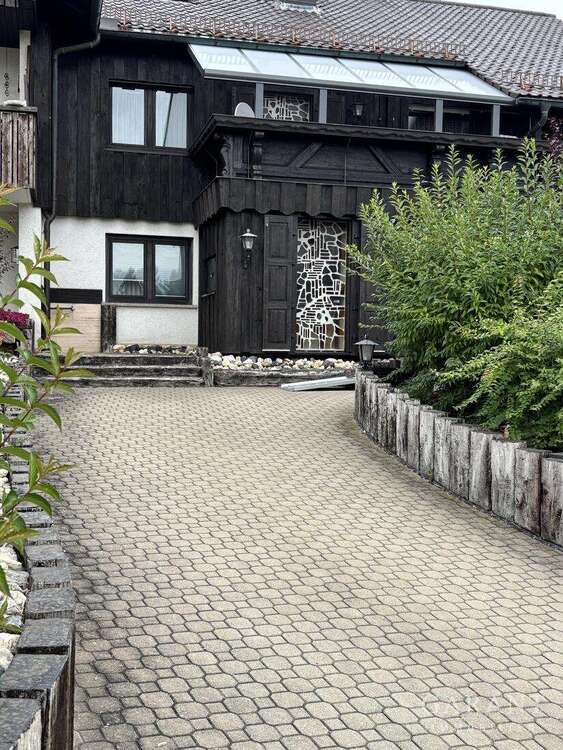 Thumbnail-Wohnung zum Kaufen in Michelau in Oberfranken 278.950,00 € 160 m²