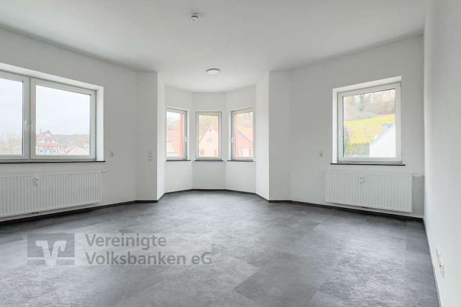 Thumbnail-Wohnung zum Mieten in Weissach 1.300,00 € 98.6 m²