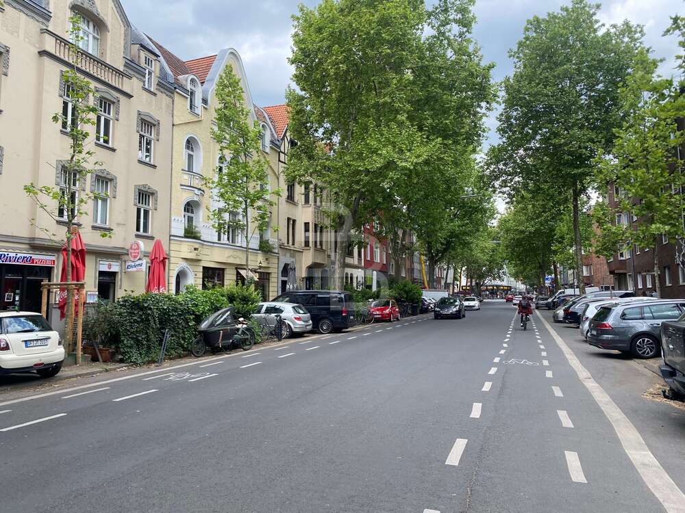 Thumbnail-Haus zum Kaufen in Köln 4.650.000,00 € 967 m²