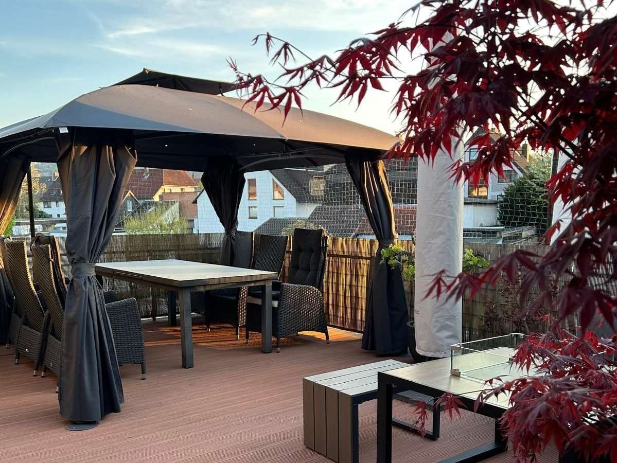 Thumbnail-Haus zum Kaufen in Hameln 475.000,00 € 270 m²