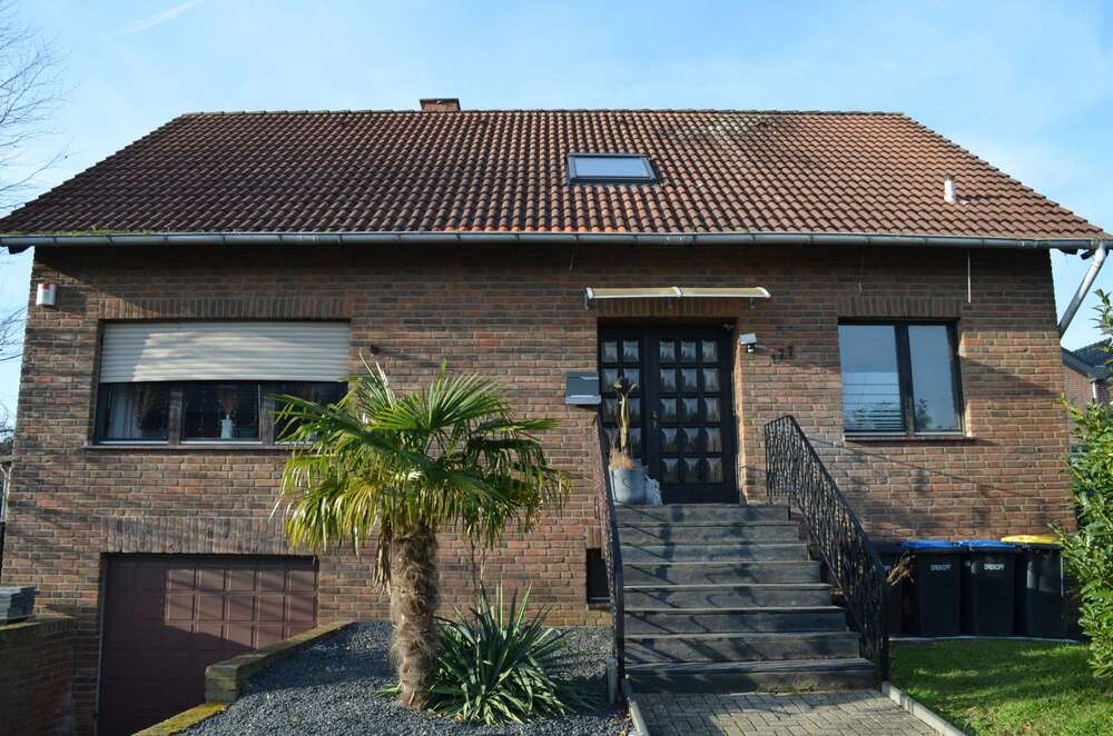 Thumbnail-Haus zum Kaufen in Geilenkirchen 345.000,00 € 147 m²