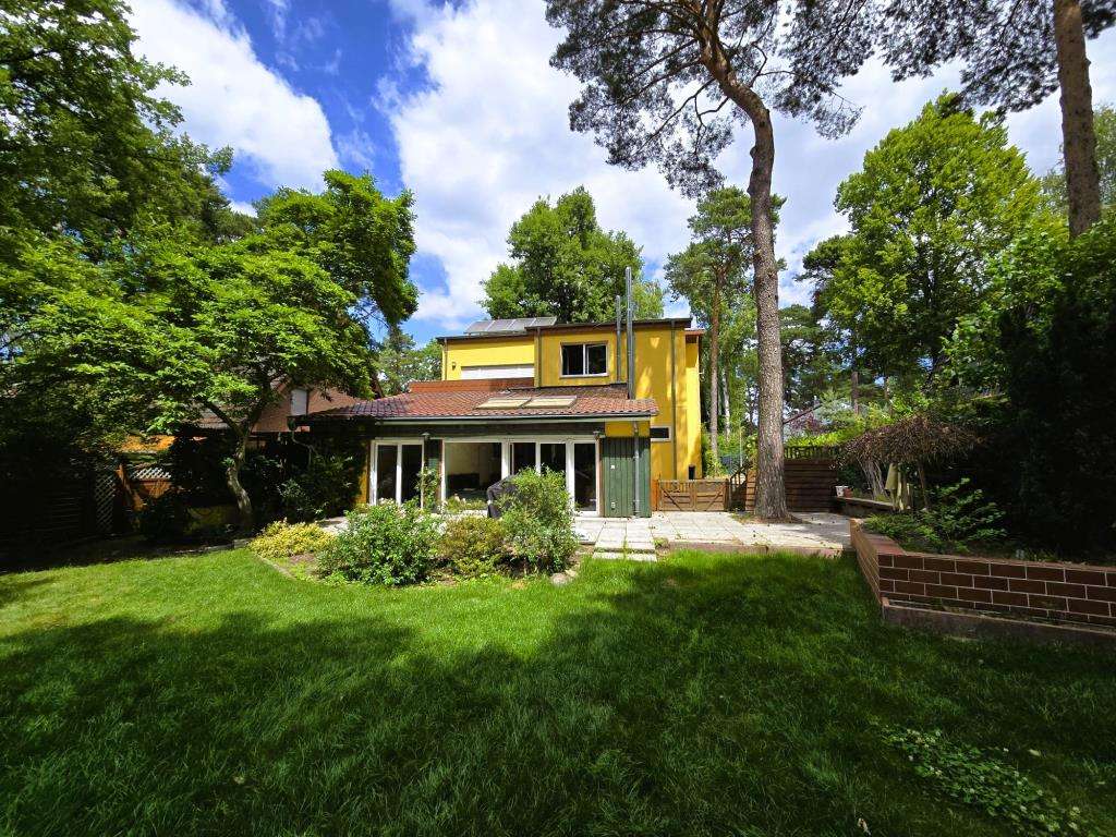 Thumbnail-Haus zum Kaufen in Berlin 995.000,00 € 230 m²