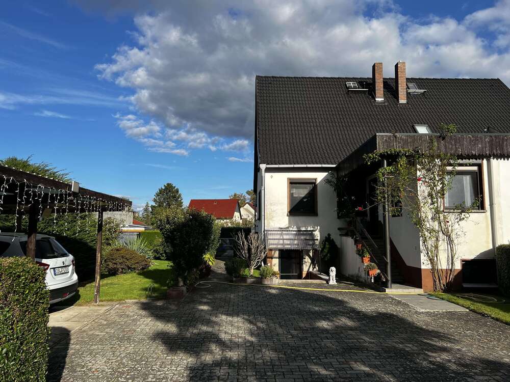 Thumbnail-Haus zum Kaufen in Tettau 159.000,00 € 99 m²