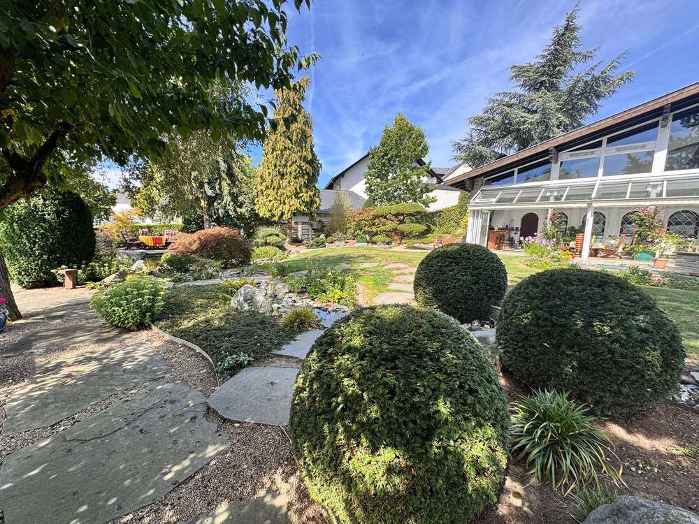 Thumbnail-Haus zum Kaufen in Berg 790.000,00 € 265 m²