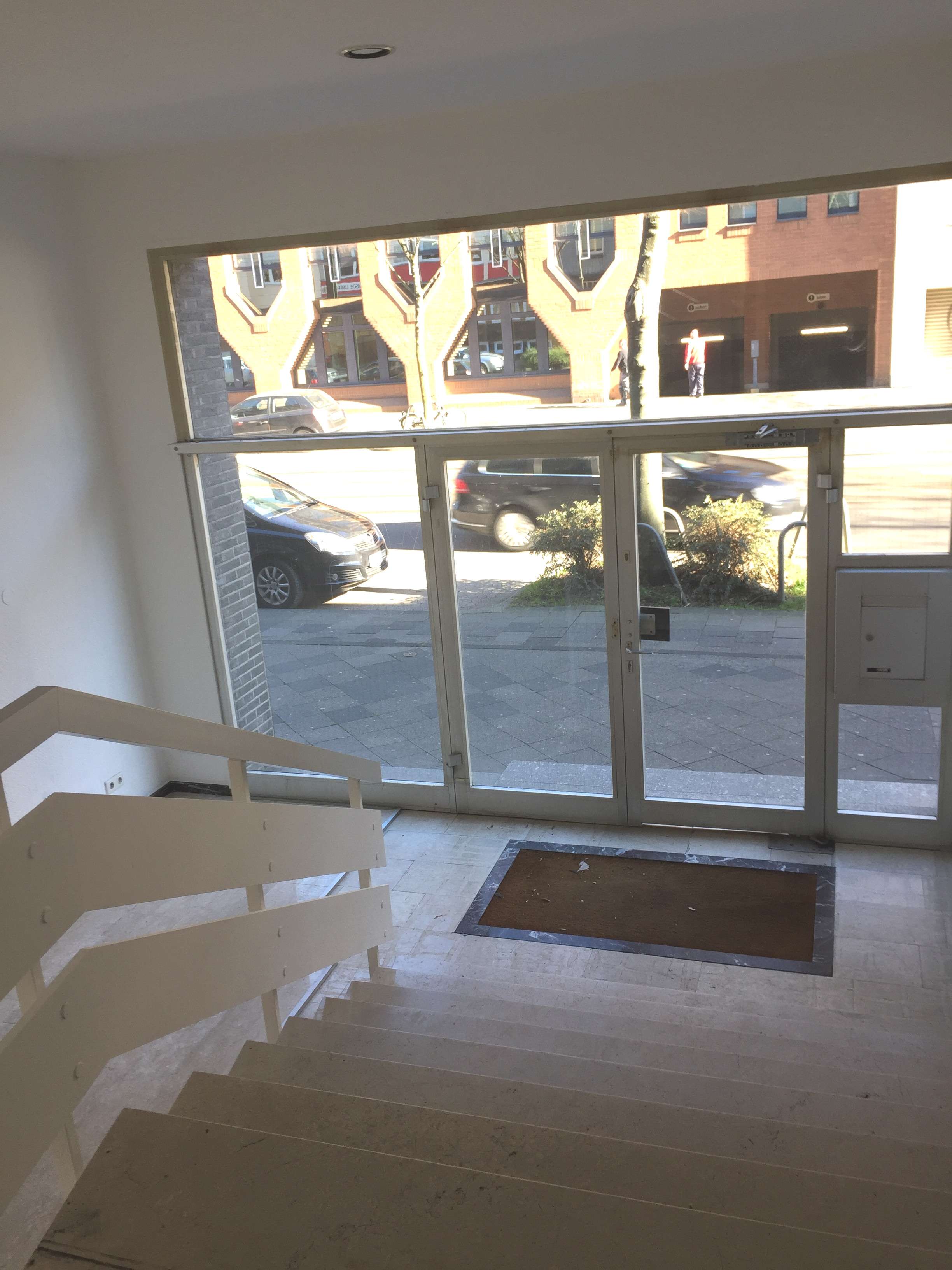 Thumbnail-Einzelhandel in Düsseldorf 2.150,00 € 189.99 m²