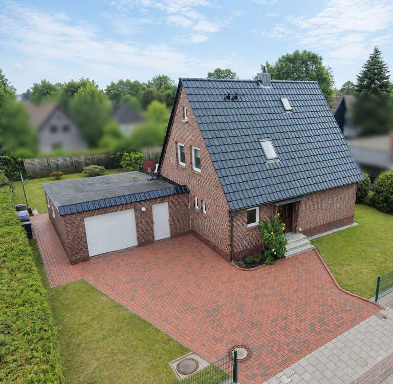 Thumbnail-Haus zum Kaufen in Varel 295.000,00 € 145 m²