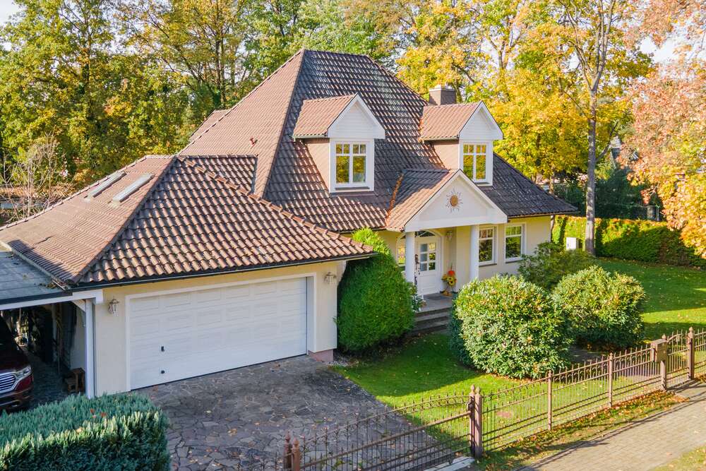 Thumbnail-Haus zum Kaufen in Schöneiche bei Berlin 950.000,00 € 226 m²