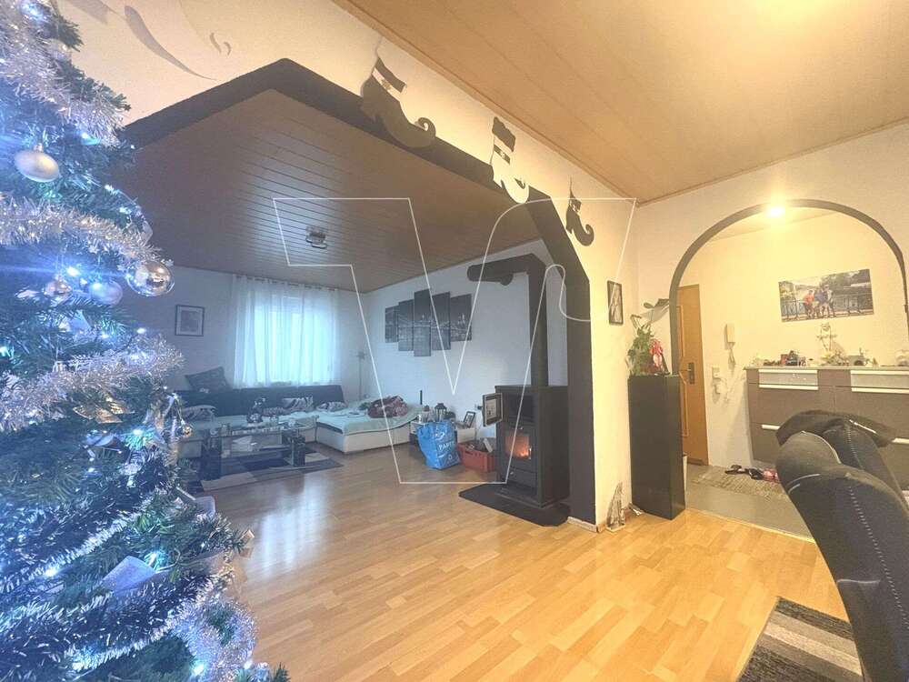 Thumbnail-Wohnung zum Kaufen in Murrhardt 250.000,00 € 99.7 m²