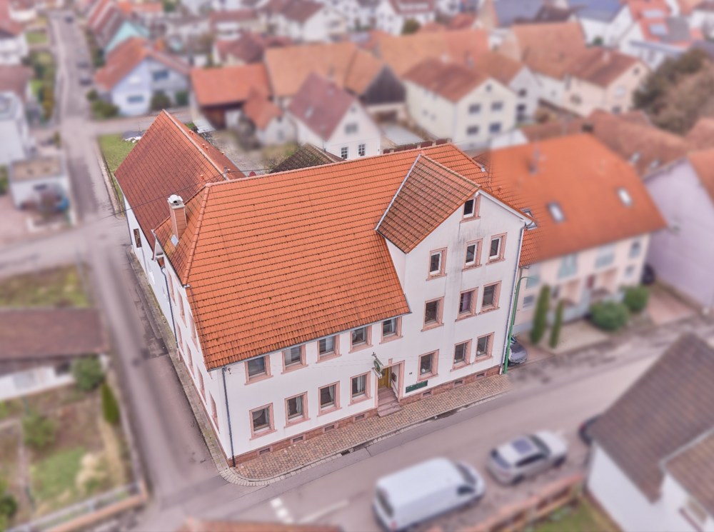 Thumbnail-Haus zum Kaufen in Neuburg 740.000,00 € 1 m²