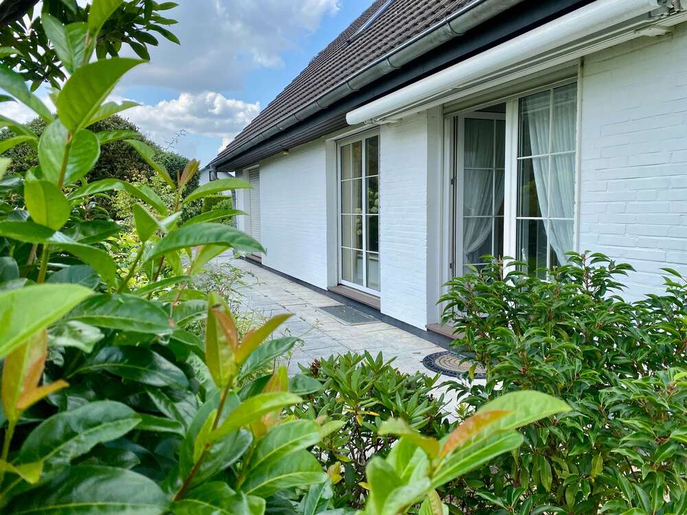 Thumbnail-Haus zum Kaufen in Hamberge 590.000,00 € 133.02 m²