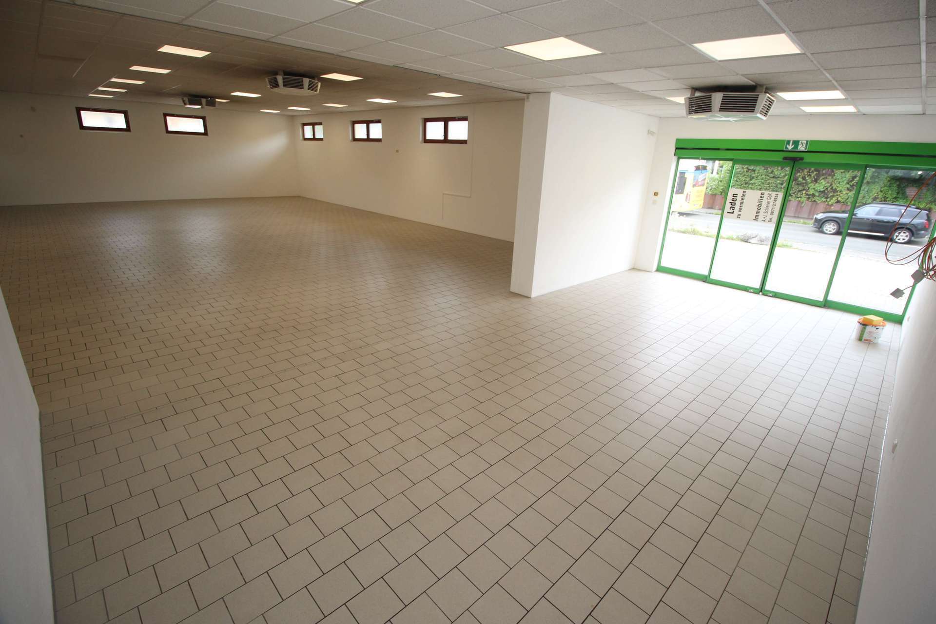 Thumbnail-Einzelhandel in Kumhausen 2.200,00 € 206 m²