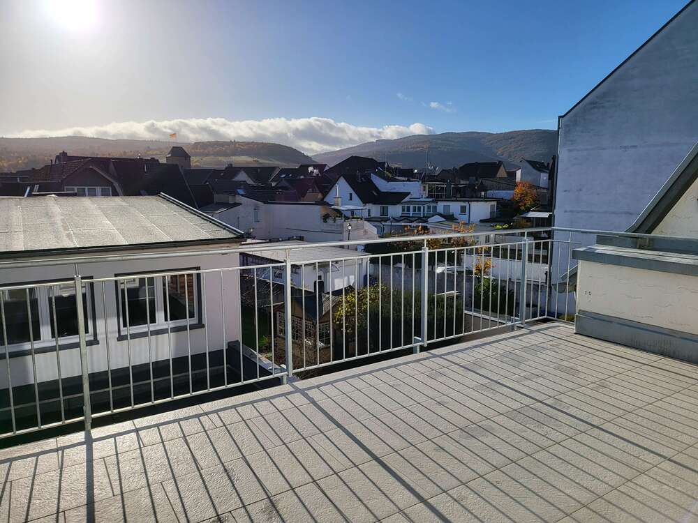 Thumbnail-Wohnung zum Mieten in Bad Neuenahr-Ahrweiler 990,00 € 130 m²