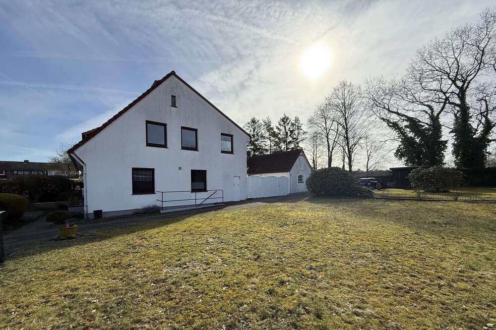 Thumbnail-Wohnung zum Kaufen in Seevetal 100.000,00 € 64.02 m²