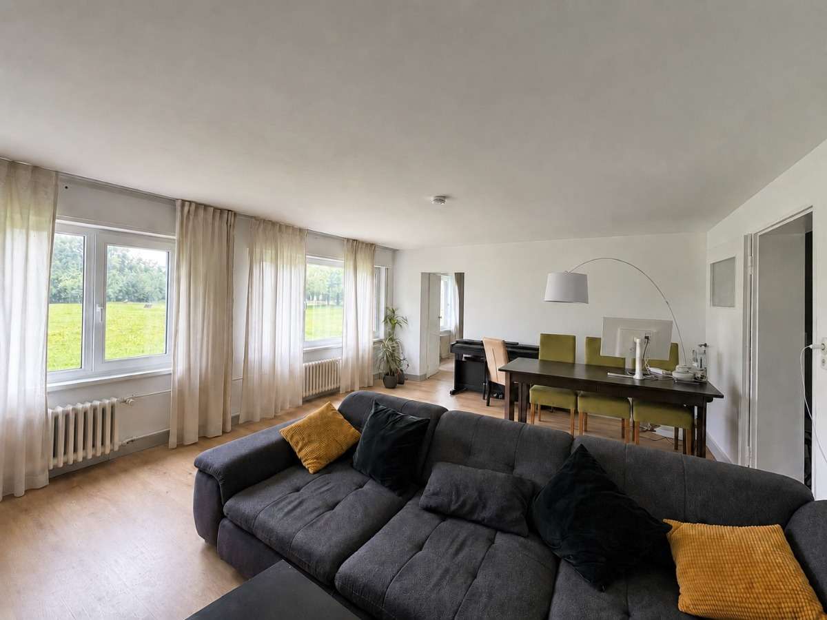 Thumbnail-Wohnung zum Mieten in Frankfurt 1.165,66 € 98.85 m²
