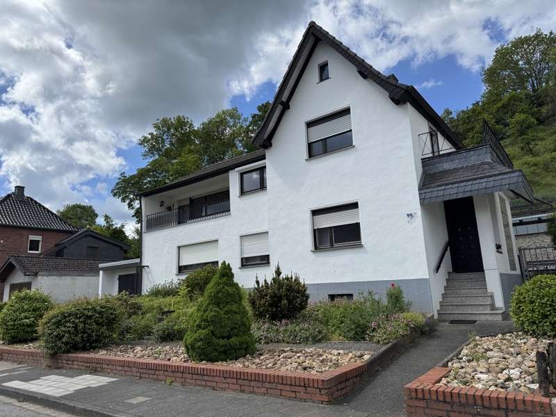 Thumbnail-Haus zum Kaufen in Kreuzau-Winden 320.000,00 € 179 m²