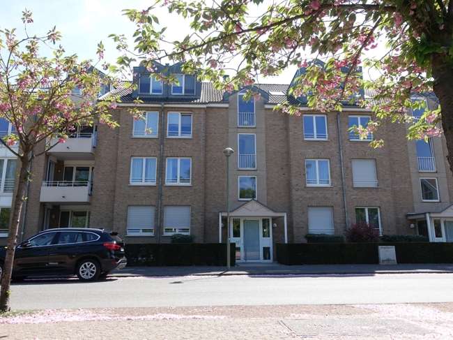 Thumbnail-Wohnung zum Mieten in Meerbusch-Büderich 1.300,00 € 90.08 m²