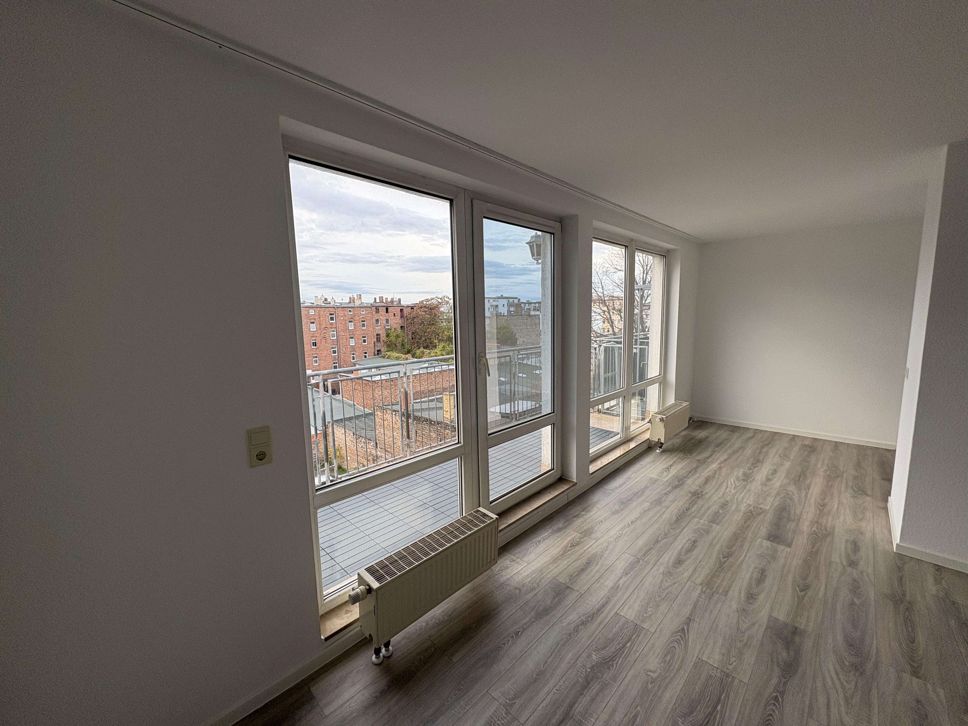 Thumbnail-Wohnung zum Mieten in Halle 655,00 € 72.64 m²