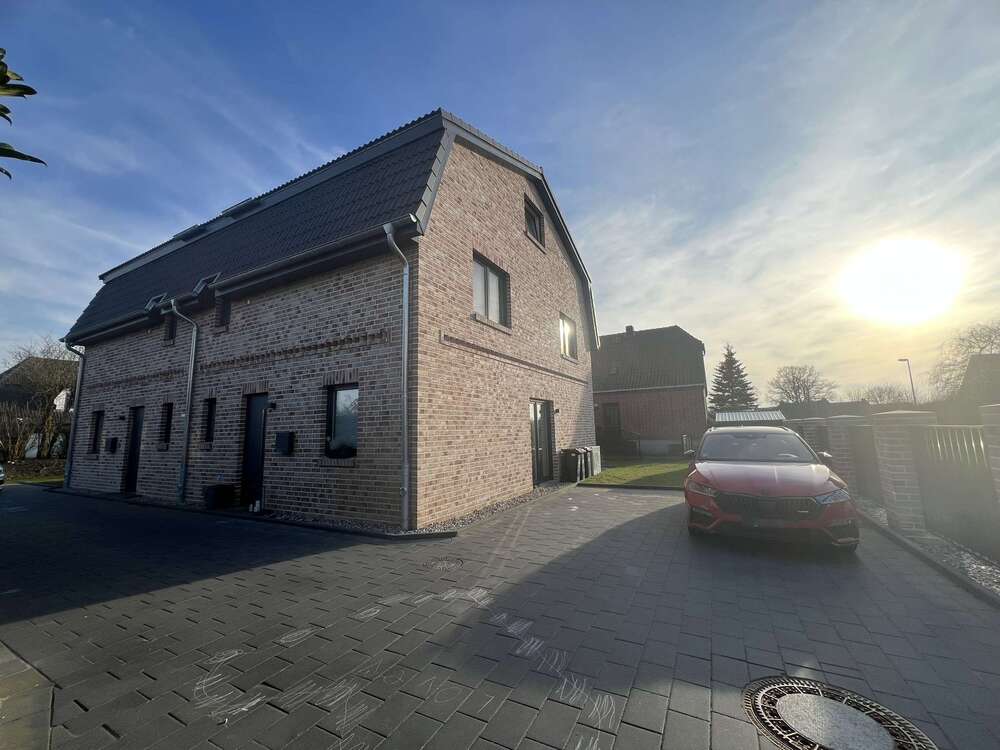 Thumbnail-Haus zum Mieten in Henstedt-Ulzburg 1.875,00 € 140 m²