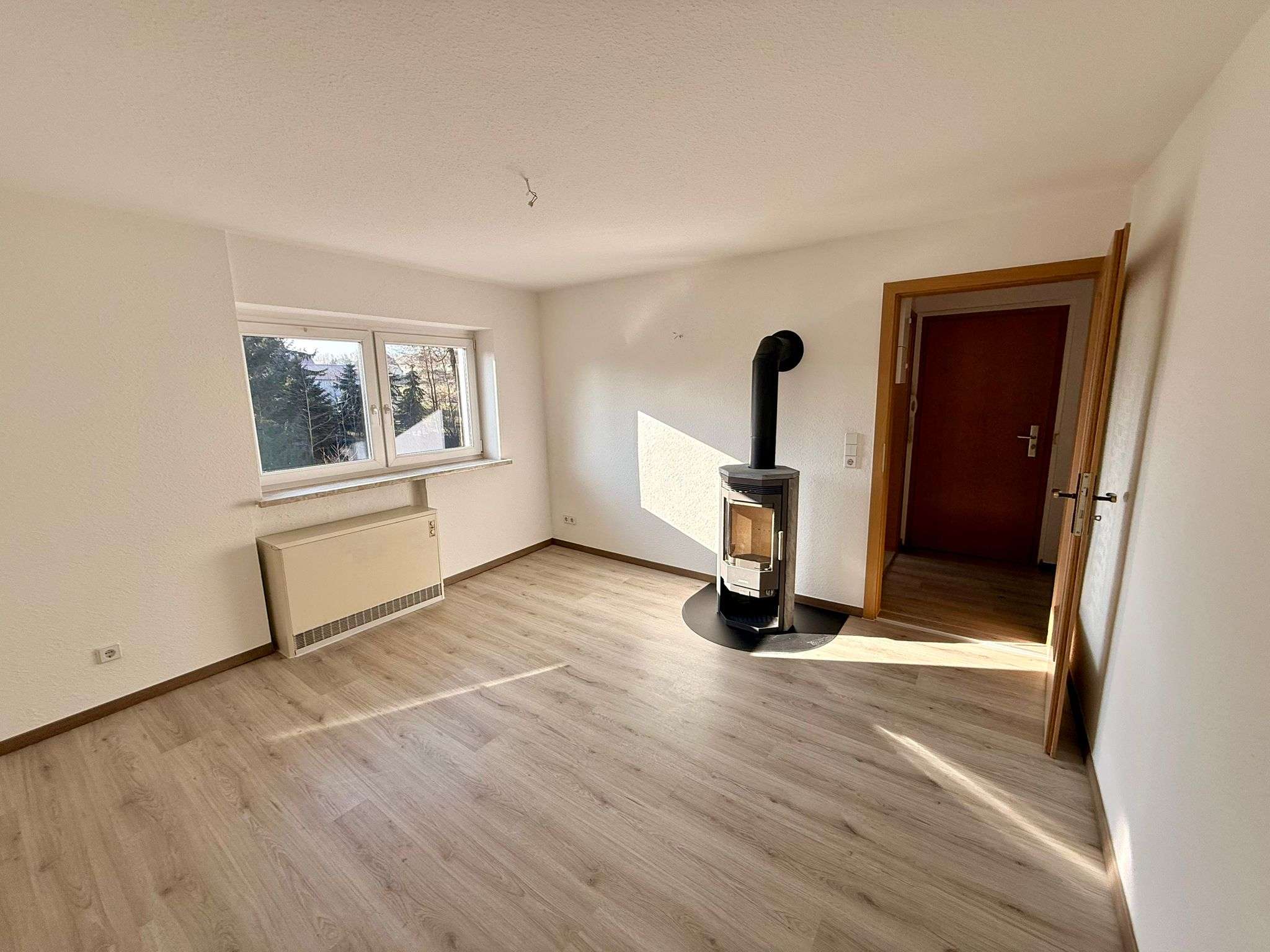 Thumbnail-Wohnung zum Mieten in Gersdorf 286,50 € 43 m²