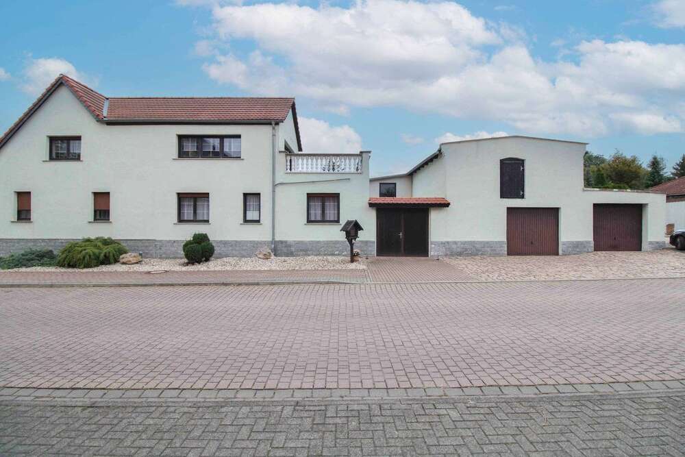 Thumbnail-Haus zum Kaufen in Könnern 295.000,00 € 200 m²