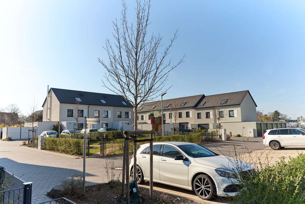 Thumbnail-Haus zum Mieten in Düren 1.820,00 € 145 m²