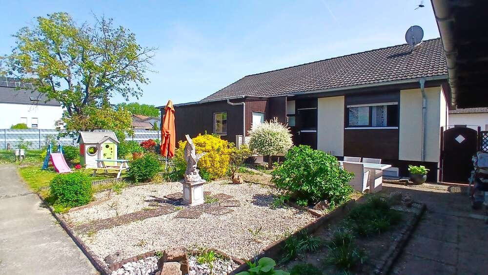 Thumbnail-Haus zum Kaufen in Hördt 460.000,00 € 108 m²