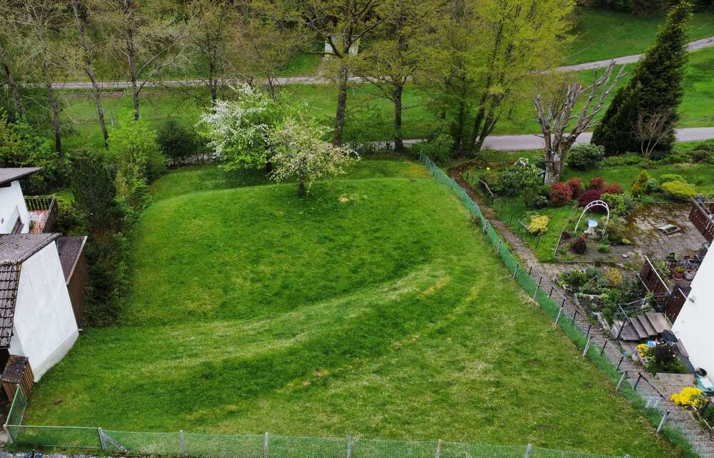 Thumbnail-Grundstück zu verkaufen in Bad Herrenalb 146.000,00 € 847 m²