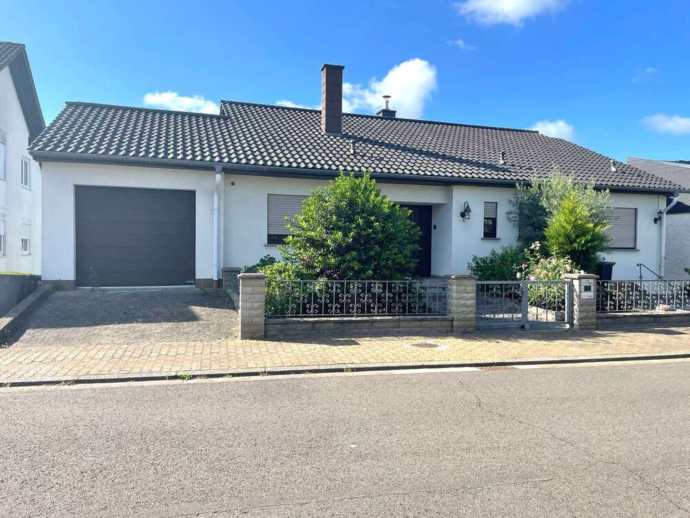 Thumbnail-Haus zum Kaufen in Völklingen 379.000,00 € 185 m²